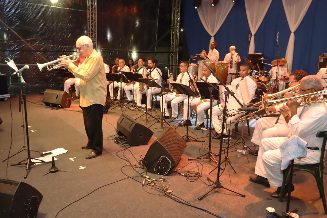 No momento você está vendo Quatro orquestras convidam Salvador para dançar no Baile da Primavera