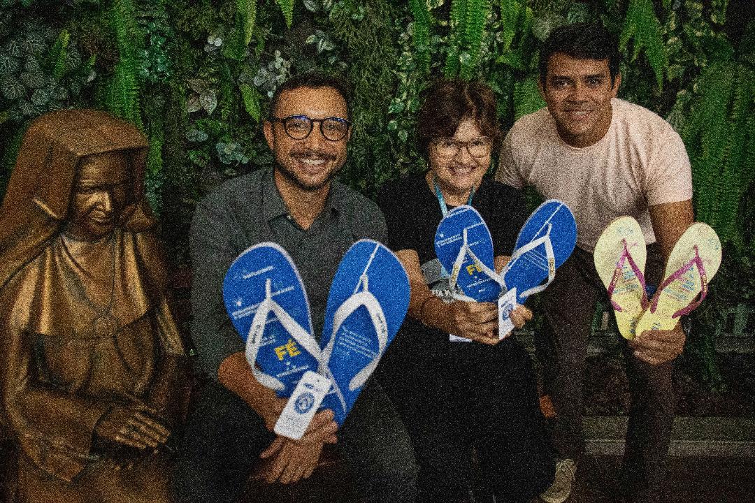No momento você está vendo Obras Sociais Irmã Dulce e Dupelô lançam sandálias inspiradas nos valores do Dulcismo
