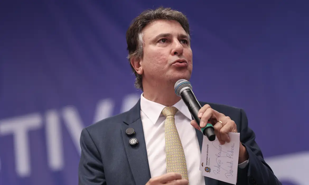 No momento você está vendo MEC anuncia 5 mil vagas em cursos de inovação no próximo Enem