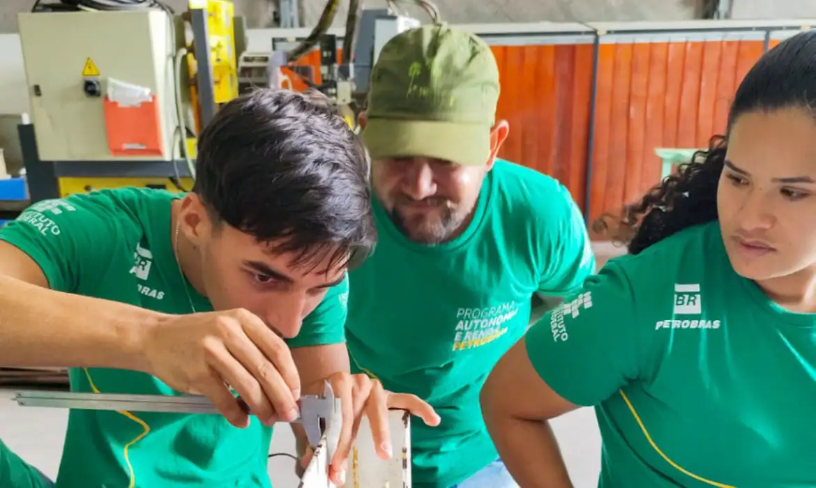 No momento você está vendo Em 12 anos, 66,5% dos jovens conseguiram deixar o Bolsa Família