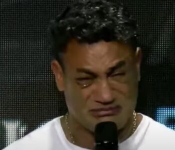 Popó anuncia aposentadoria do boxe após confusão generalizada em evento