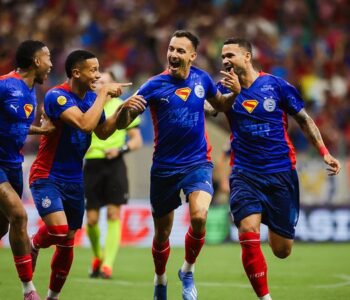 Bahia goleia o Grêmio e reanima o torcedor