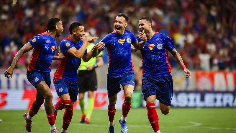 No momento você está vendo Bahia goleia o Grêmio e reanima o torcedor