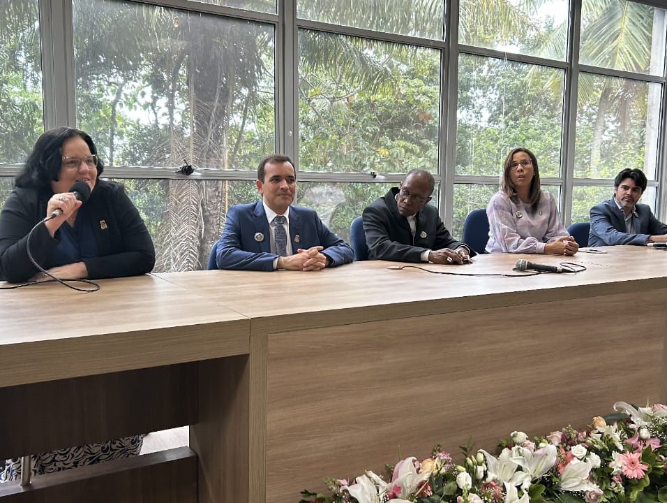No momento você está vendo UCSal completa 64 anos unindo fé e ciência