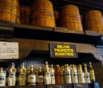 Bar Cravinho do Pelourinho diz não haver irregularidade na produção de bebida