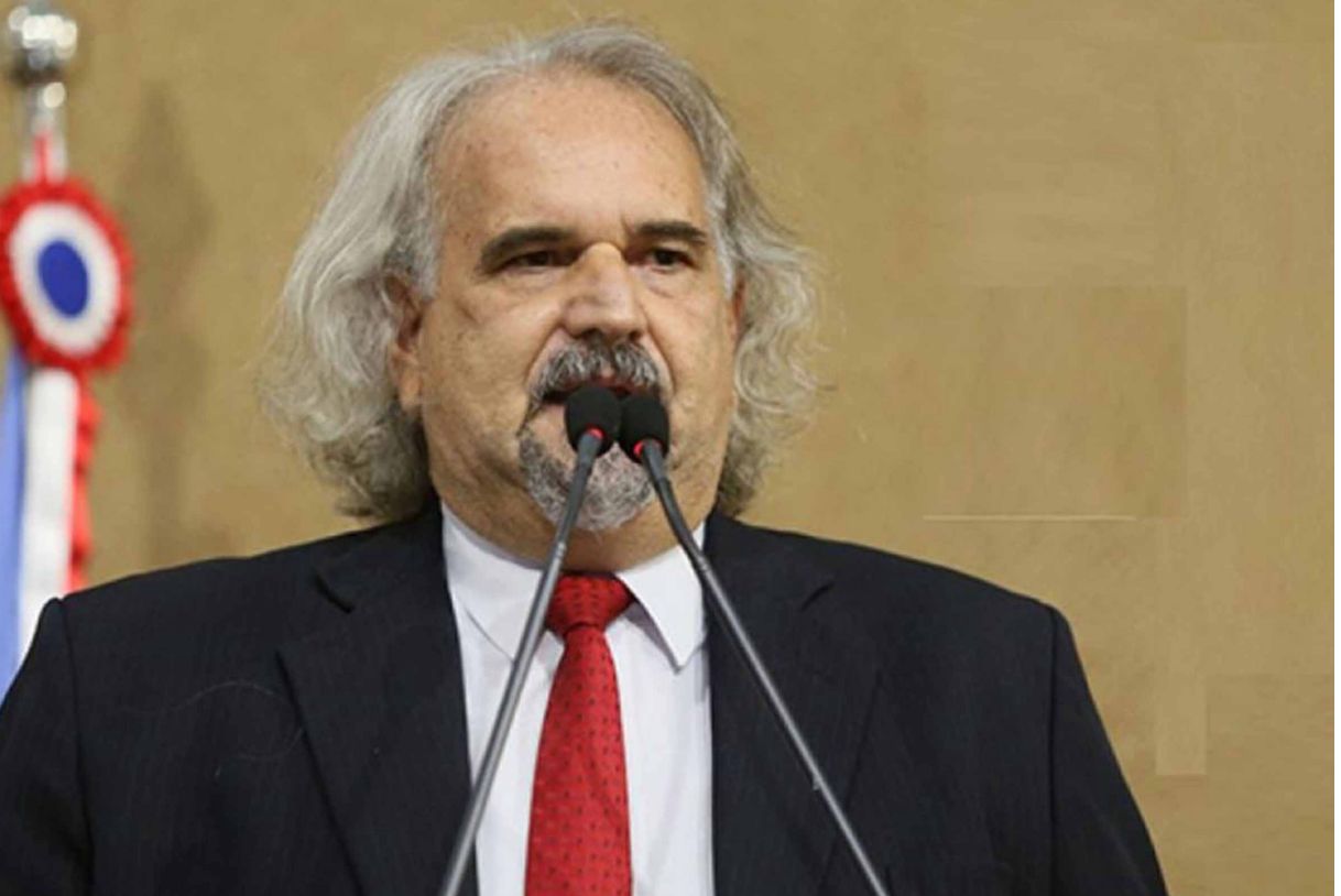 No momento você está vendo Deputado denuncia uso de jornal por ACM Neto para ataques capciosos à gestão de Jerônimo