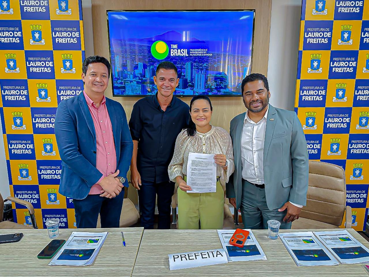 No momento você está vendo Lauro de Freitas é a 1ª cidade do Norte/ Nordeste a aderir a transparência e integridade da gestão