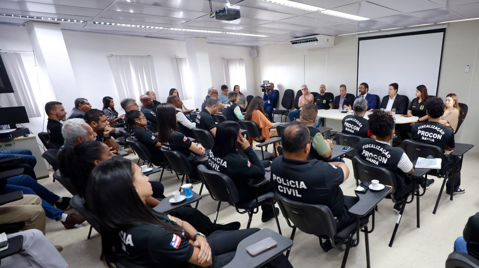 No momento você está vendo Governo do Estado deflagra operação para coibir venda de bebidas adulteradas em Salvador