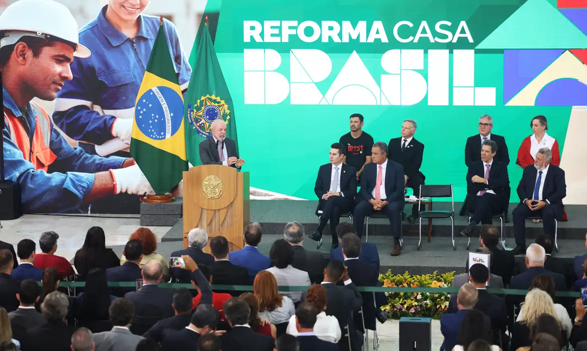 No momento você está vendo Governo lança programa de financiamento de reforma de casas