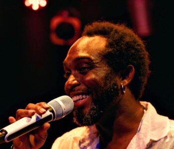 Spike retorna a Salvador com o show “O Baile da Nêga” ao lado do Balanço Pop Ladeira