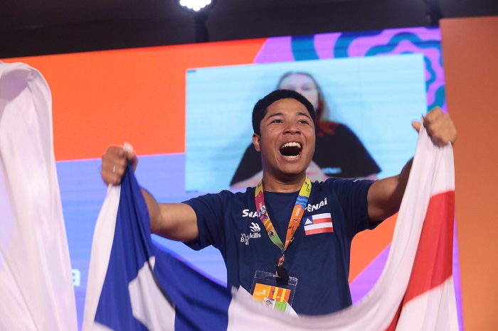 No momento você está vendo Competidores do SENAI Bahia conquistam medalhas na maior competição de educação profissional das Américas