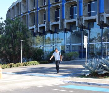 Governo determina cumprimento por compensação do expediente do dia 21