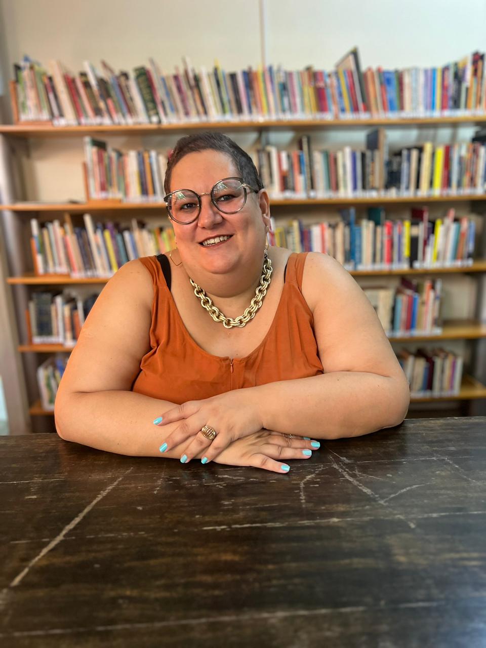 No momento você está vendo Evento celebra literatura negra e obra de Mãe Stella de Oxóssi