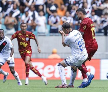 Bahia vence Vasco e briga pela vaga na Libertadores