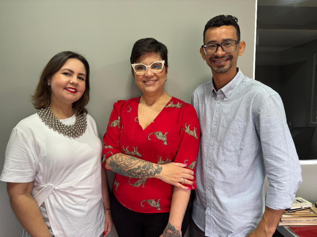 No momento você está vendo ATcom implementa protocolo pioneiro de IA para assessoria de comunicação