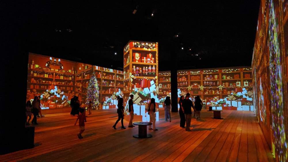 No momento você está vendo Espetáculo imersivo O Segredo do Natal estreia dia 02 de dezembro no Shopping Barra