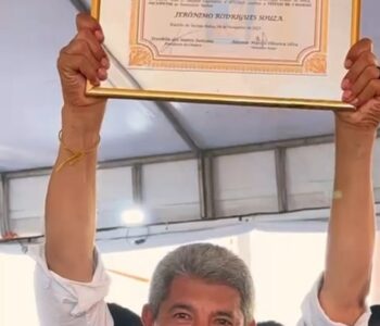 Jerônimo ganha título em Riachão e inspira forró celebrando o 364º município visitado