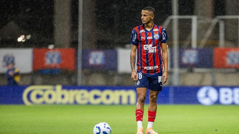 No momento você está vendo BAHIA TROPEÇA NA FONTE E NA ÁGUA E PERDE PARA O FORTALEZA POR 3X2