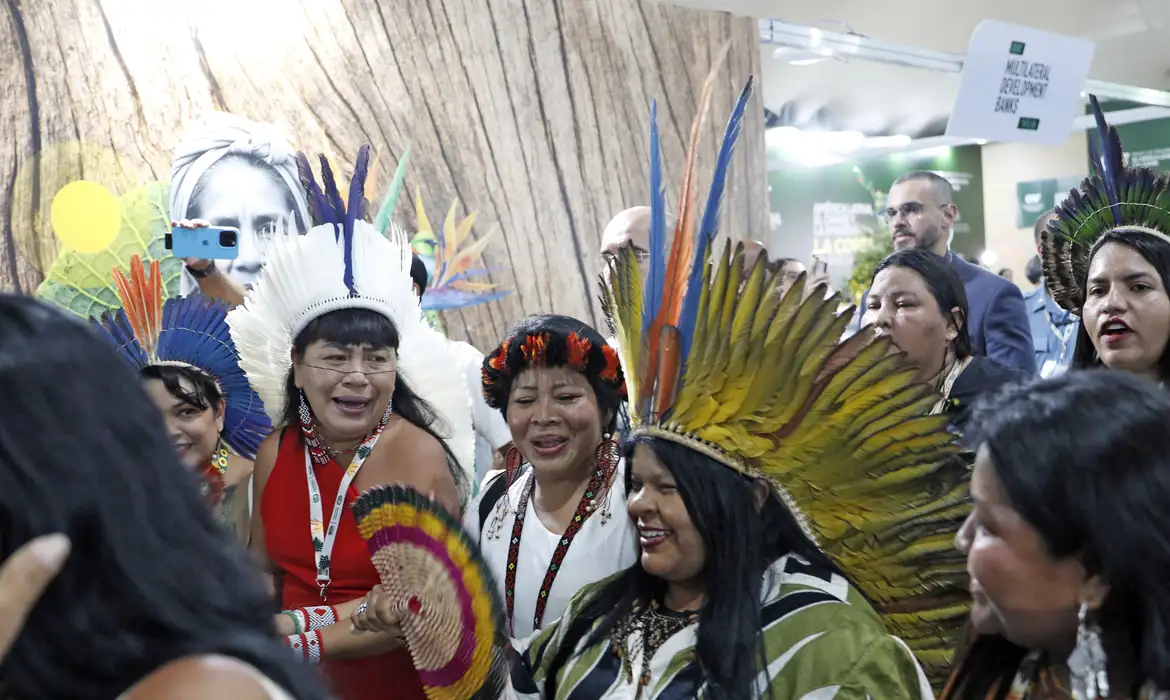 No momento você está vendo COP30 colocou pauta indígena no centro do debate global, diz ministra