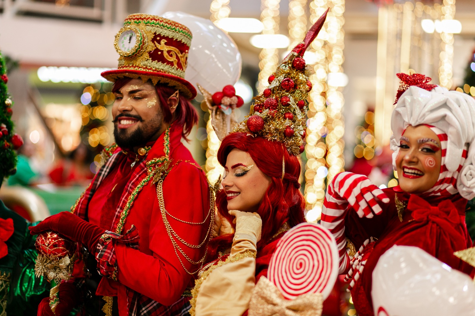 No momento você está vendo Shopping Piedade comemora “Natal 40 Anos” com a chegada do Papai Noel em grande estilo