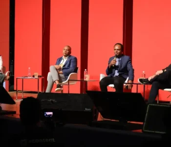 Negros acreditam mais em empresas do que no poder público, diz estudo