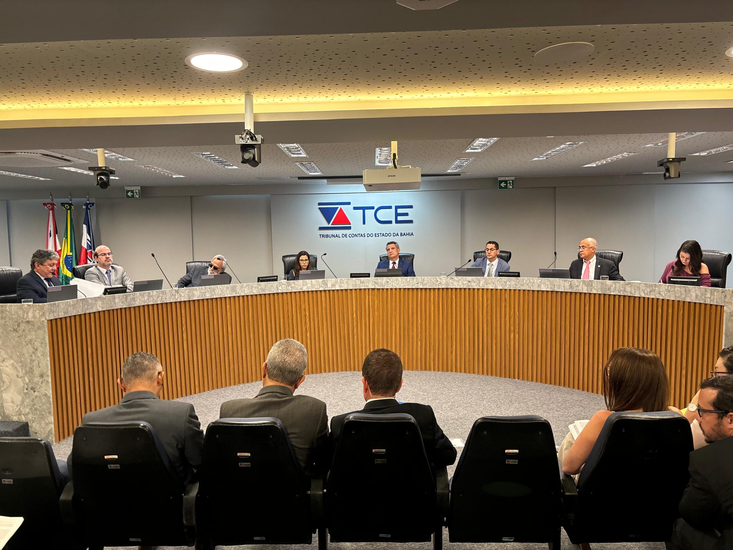 No momento você está vendo Ex-prefeito e empresa devolverem R$ 1, 6 milhão