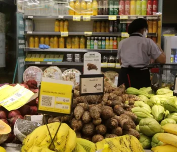 Comissão adia votação da PEC que reduz jornada para 40h e mantém 6×1