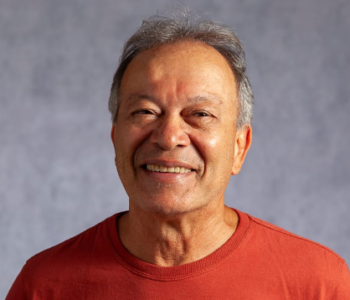 Paulo Canuto celebra 50 anos de carreira com exposição que exalta a diversidade urbana