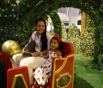 Com muitas luzes, música e emoção, Shopping Barra celebra a chegada do Natal