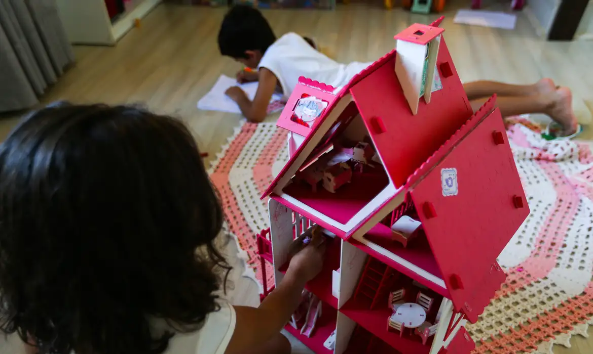 No momento você está vendo Pela 1ª vez, guarda compartilhada é a forma mais adotada nos divórcios