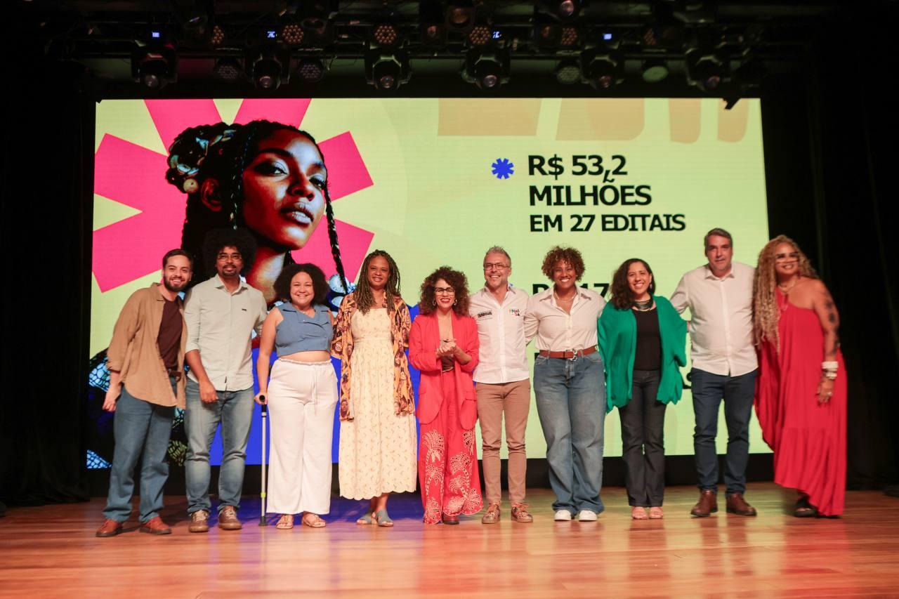 No momento você está vendo Editais para bibliotecas, espaços de memória, arquivos, publicação de livros e pesquisadores