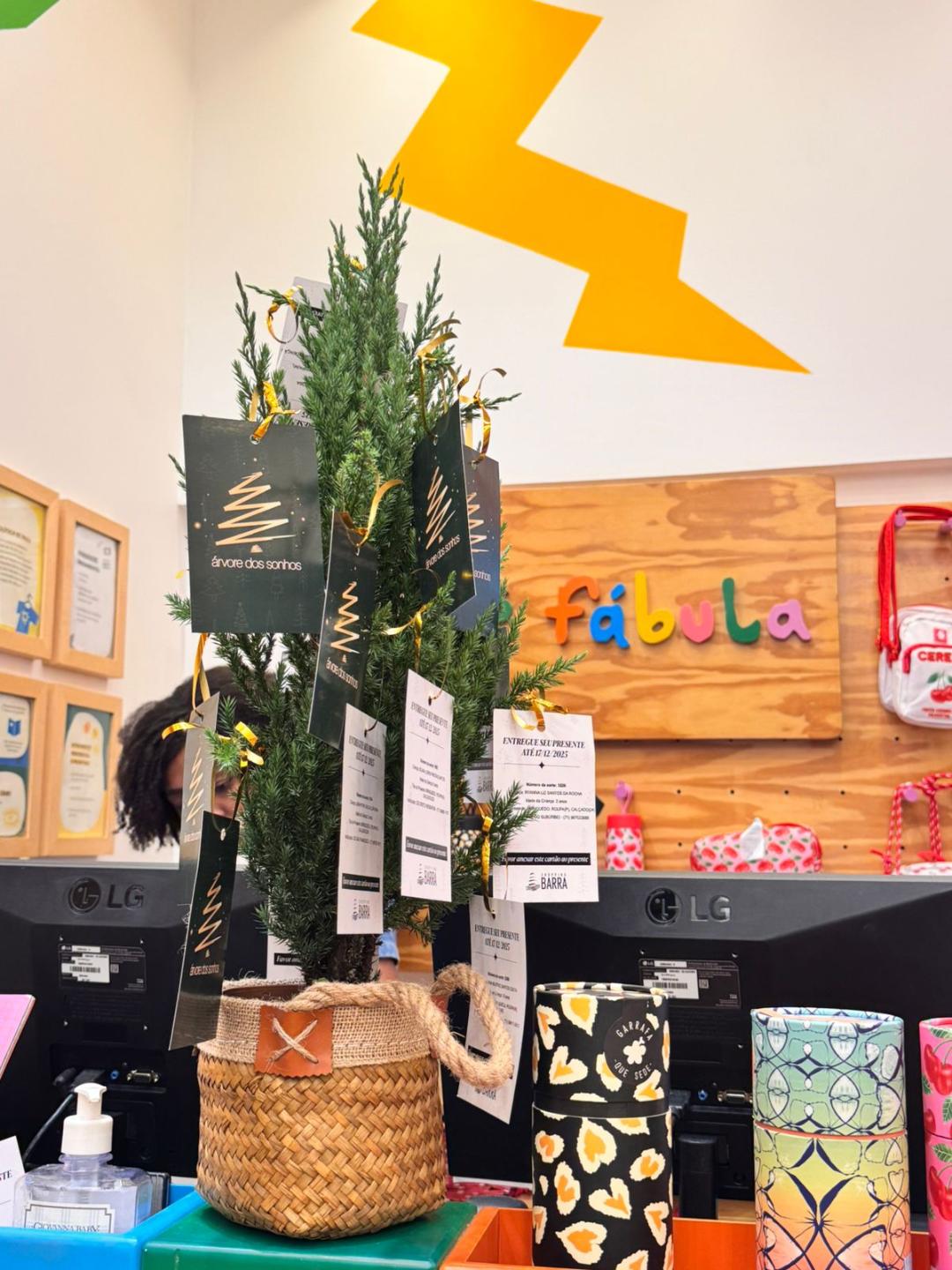 No momento você está vendo Presentes do Árvore dos Sonhos podem ser entregues até sexta-feira (19) no Shopping Barra