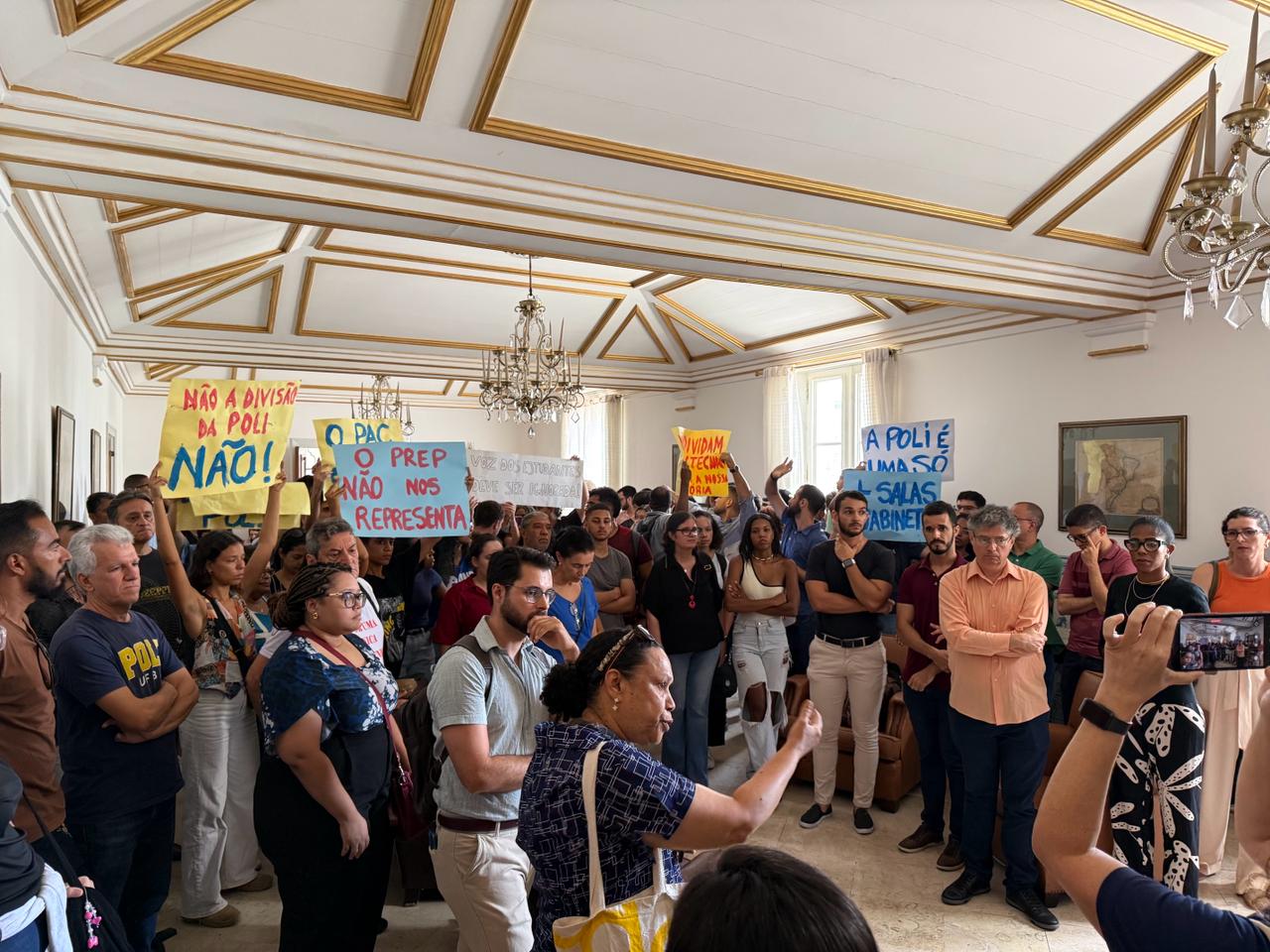 No momento você está vendo Professores da UFBA alertam para riscos acadêmicos e administrativos na proposta de dividir a Escola Politécnica