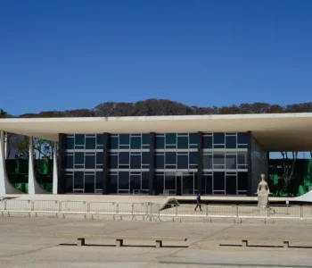 Moraes vota para tornar réus acusados de atentado a bomba em Brasília