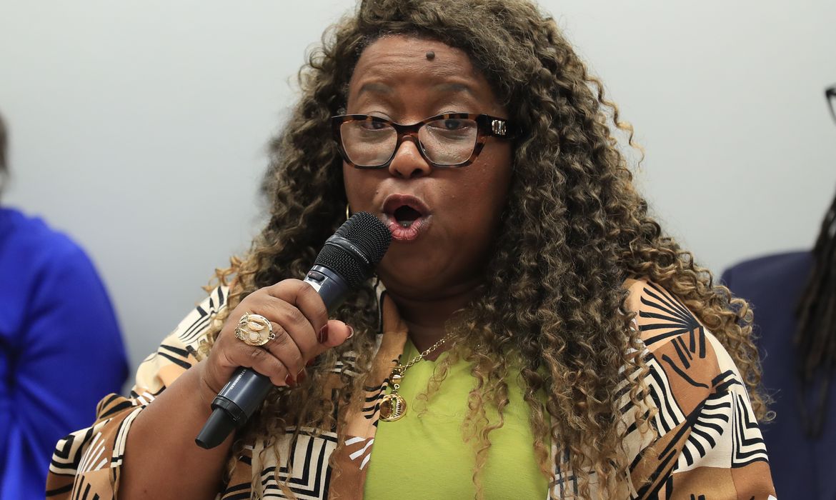 No momento você está vendo Macaé diz que carta de princípios dos direitos humanos foi “rifada”