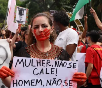 Brasil atinge recorde de feminicídios em 2025: quatro mortes por dia