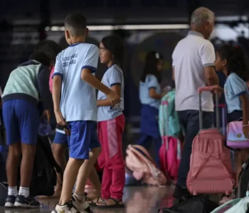 Um em cada quatro alunos da rede pública estuda em tempo integral