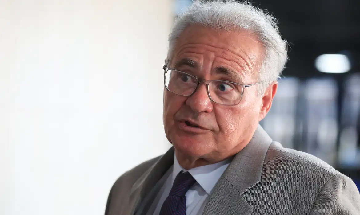 No momento você está vendo Senado instala comissão para apurar fraudes do Banco Master