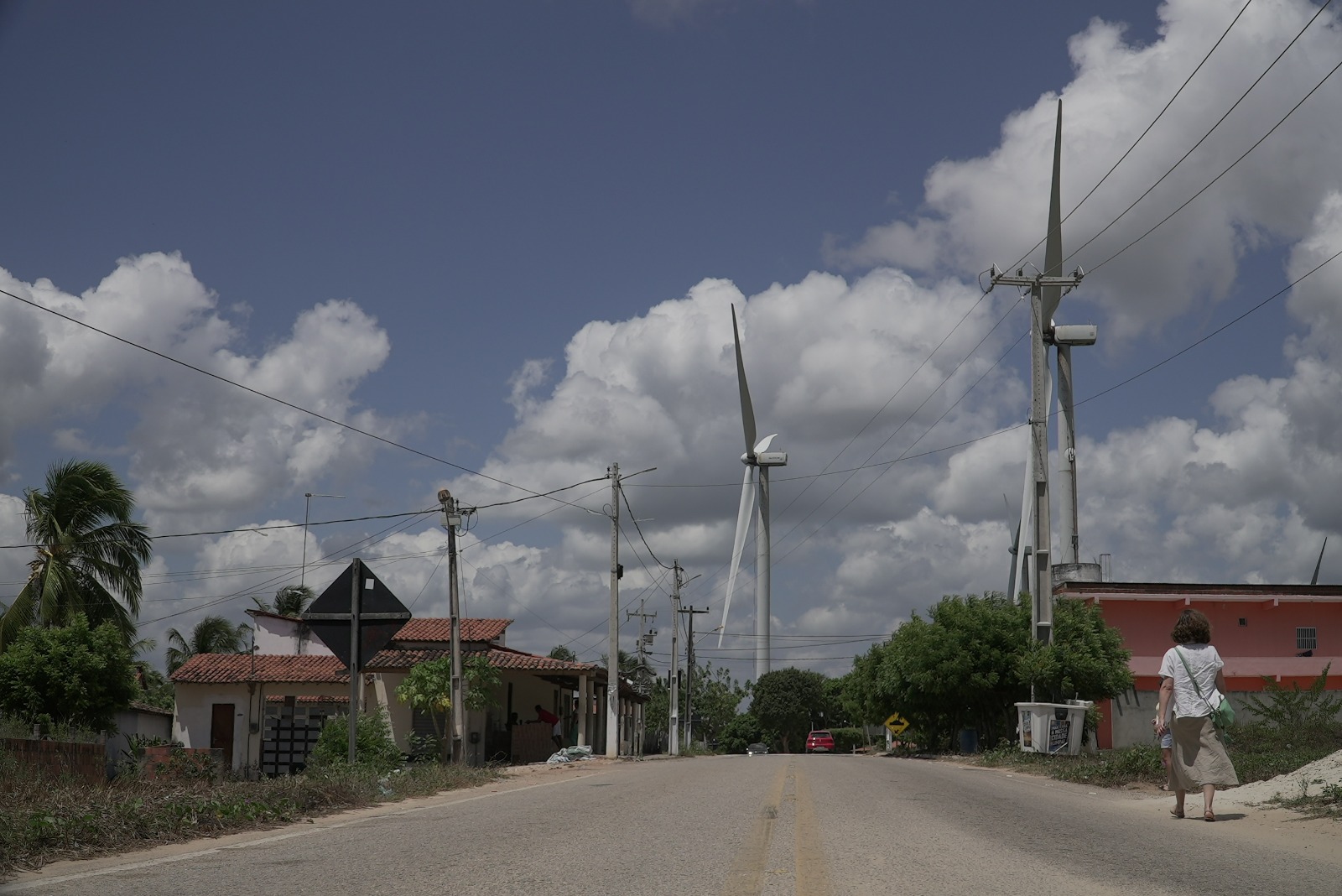 No momento você está vendo Levantamento aponta baixo compromisso de empresas de energia eólica e solar com direitos humanos
