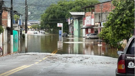 No momento você está vendo Tempestade mata um homem em Natividade da Serra; SP já soma 19 mortes
