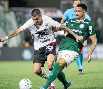 Vitória sofre goleada do Palmeiras