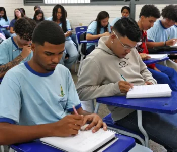 Sistema permite emissão de certificado de conclusão do ensino médio