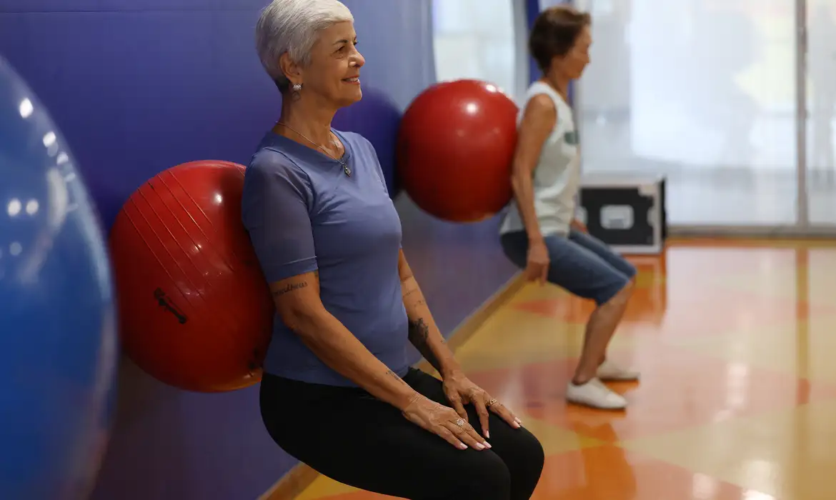 No momento você está vendo Exercícios físicos contribuem para envelhecimento saudável