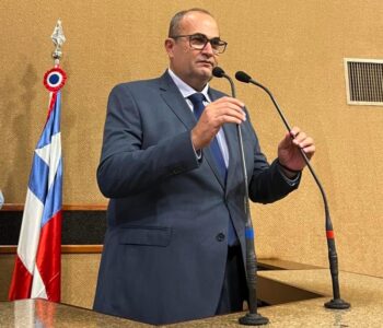 Hassan reivindica pavimentação de trecho da BA-130 para fomentar desenvolvimento em Planaltino