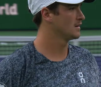 João Fonseca luta até o fim, mas Sinner vence nas oitavas de Indian Wells