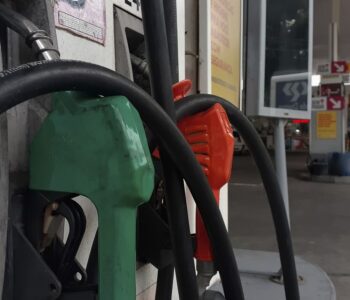 Governo pede que postos repassem ao consumidor redução no preço do diesel