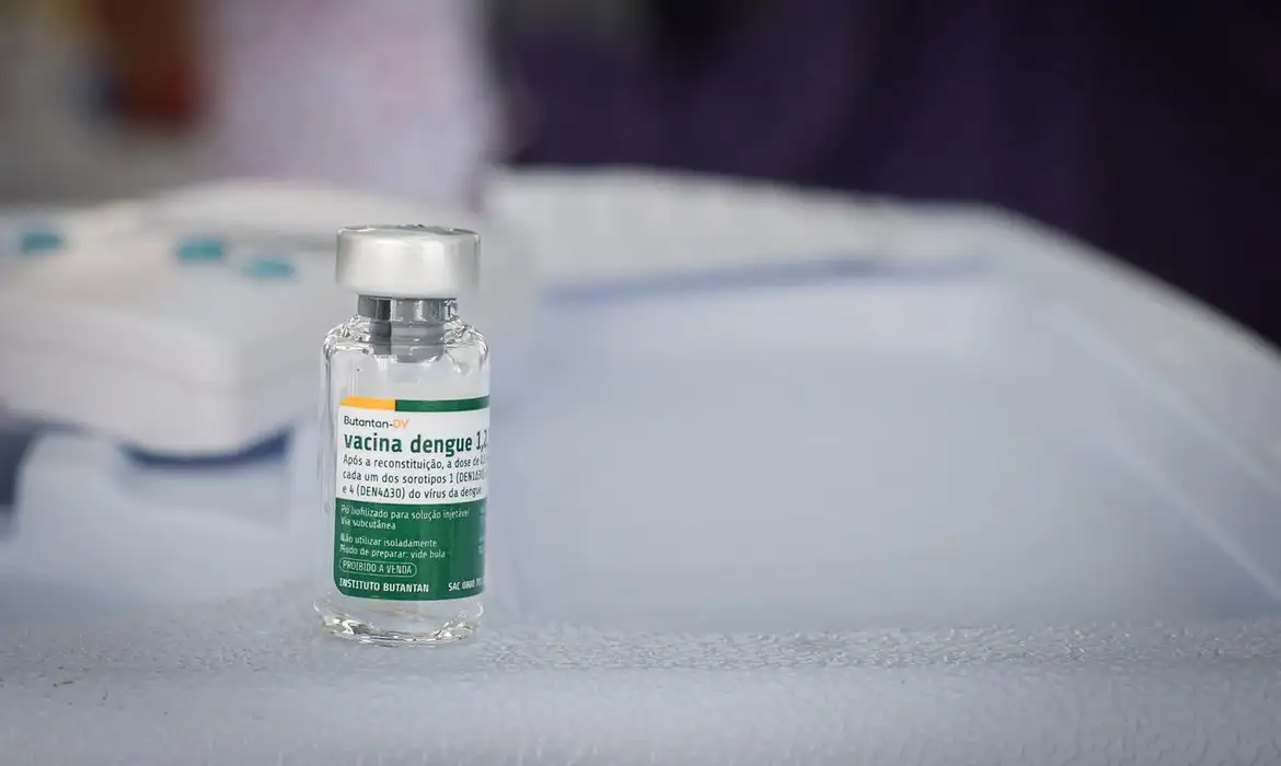 No momento você está vendo Vacina brasileira contra a dengue mantém eficácia por até 5 anos