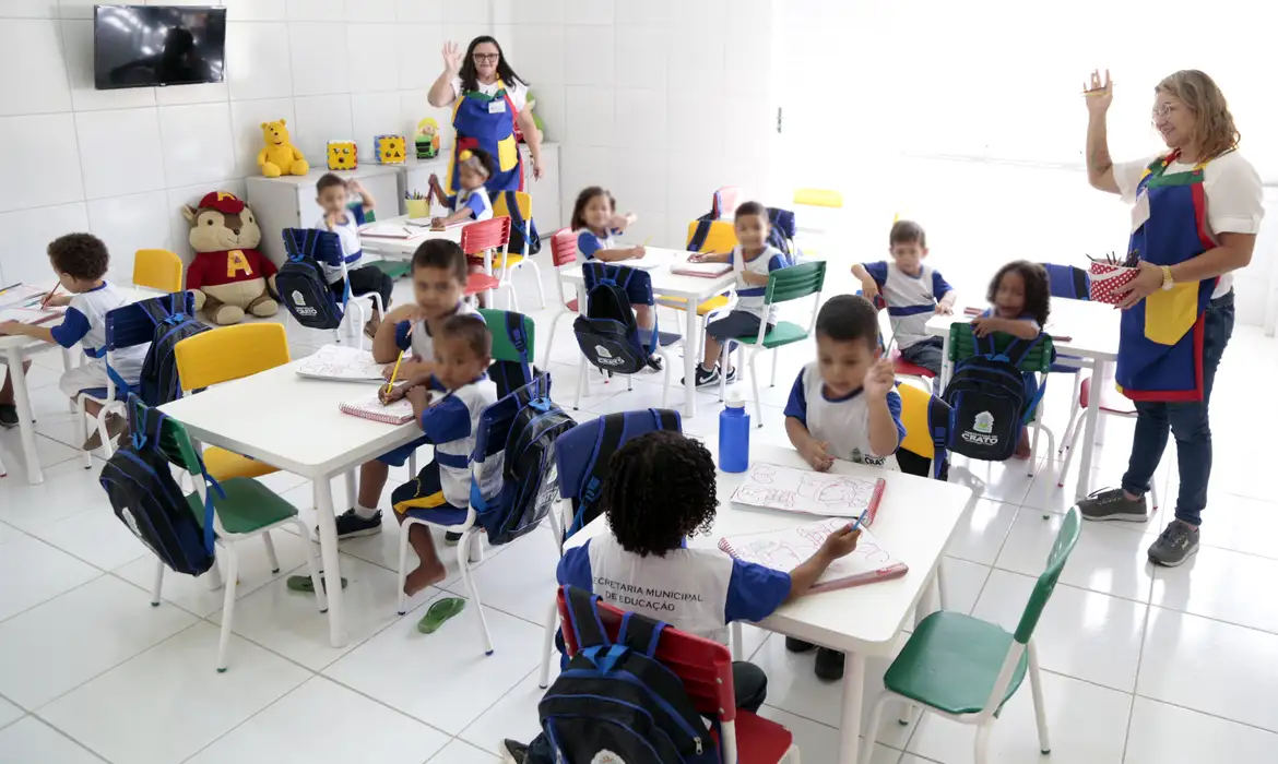 No momento você está vendo Uma em cada 10 crianças de 4 e 5 anos não vai à creche em 876 cidades