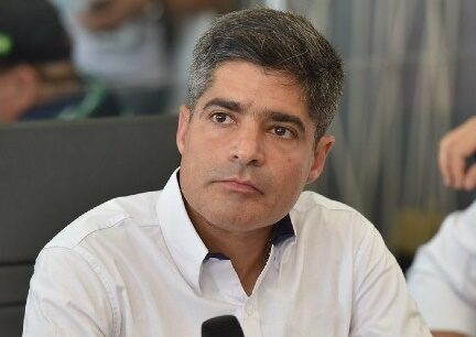 No momento você está vendo Dados da Receita Federal apontam valores superiores aos revelados pelo Coaf pago pelo Banco Master a ACM Neto