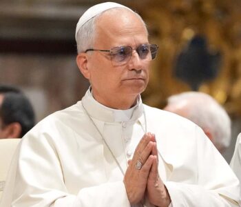 Trump chama papa Leão XIV de ‘fraco’